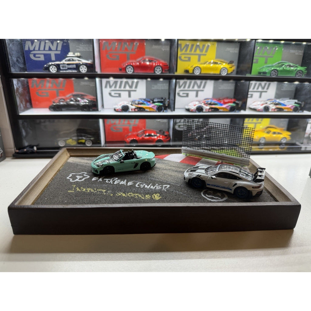 Hand Made Diecast Diorama 1/64 Display Custom Display Up to 3 Car(no Car Include