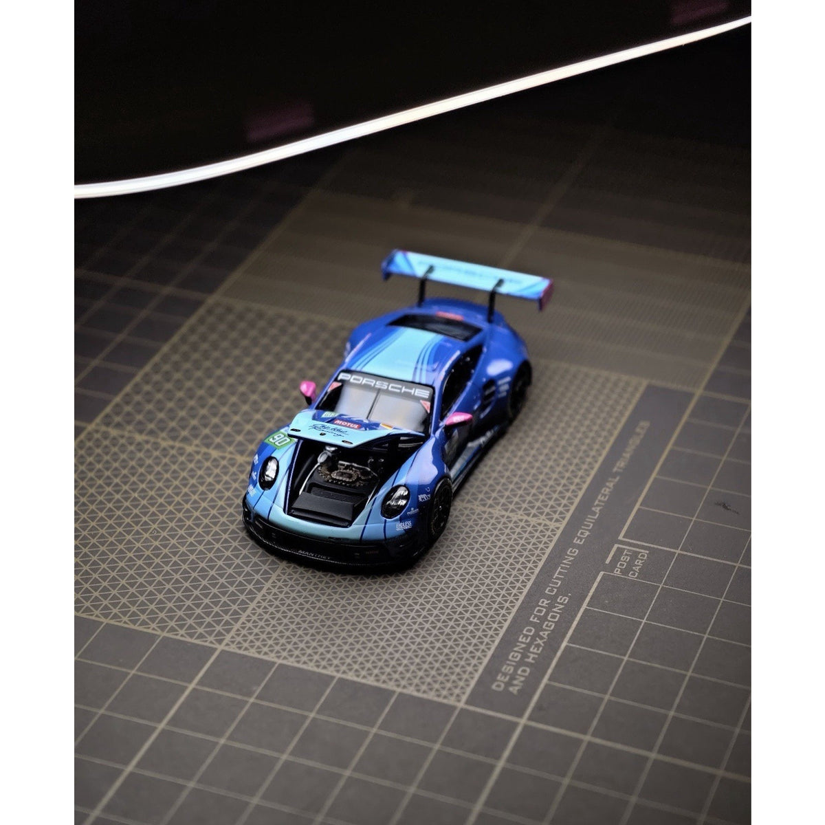 PORSCHE 911 GT3 R (992) #90 "24H LE MANS" (2025) 1/64 BY TRENDS HOBBY 241084-I