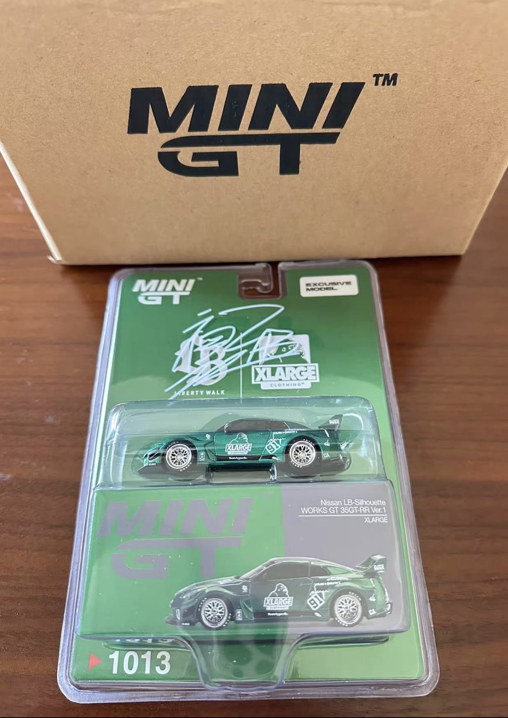 Mini GT Liberty Walk × XLarge Mini GT 1/64 Green Exclusive #1013 Signed by加藤kato