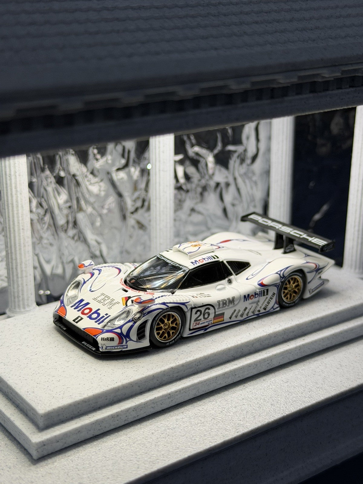 TH 1:64 White 1998 911 Gt1 LM #26 Racing Sports Model Diecast Metal Car