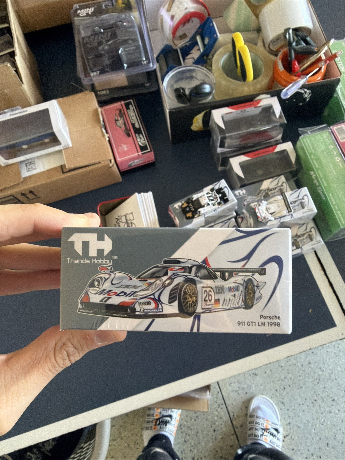TH 1:64 White 1998 911 Gt1 LM #26 Racing Sports Model Diecast Metal Car