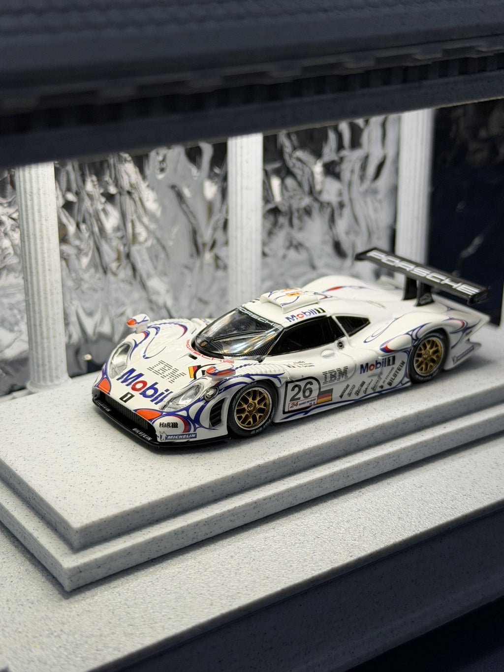 TH 1:64 White 1998 911 Gt1 LM #26 Racing Sports Model Diecast Metal Car