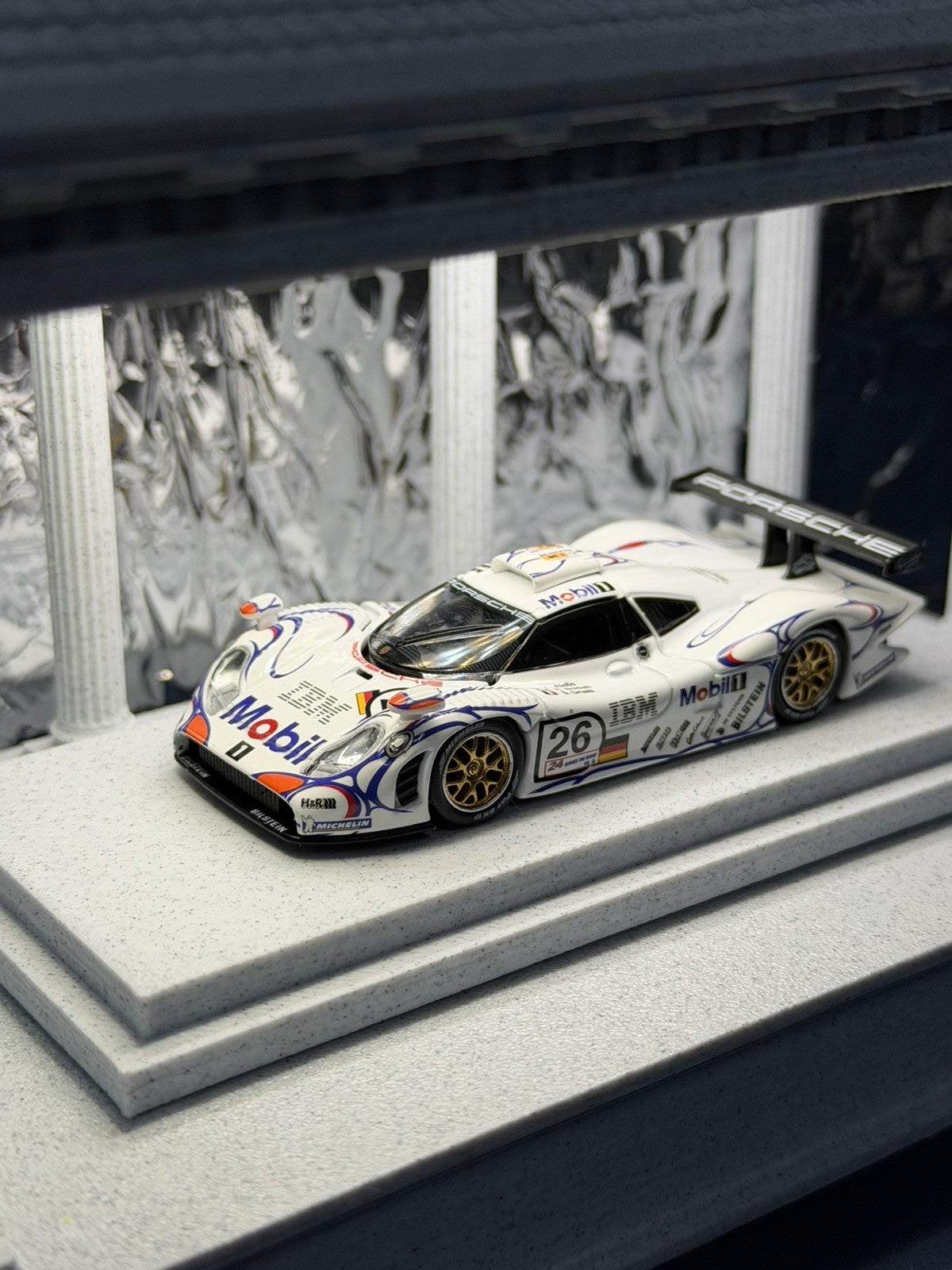 TH 1:64 White 1998 911 Gt1 LM #26 Racing Sports Model Diecast Metal Car